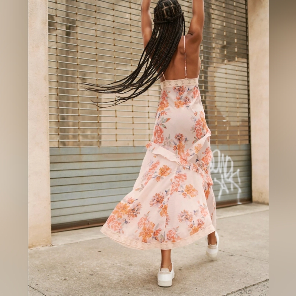 Free People Stay Awhile Maxi Dress in Peach Combo Size Medium - Picture 4 of 9